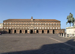 Royal Palace of Naples - Faade of the Royal Palace of Naples