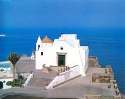 Reisefuehrer Ischia - Die Rettungskirche in Forio d'Ischia