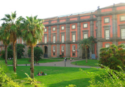 Façade du Musée Capodimonte de Naples