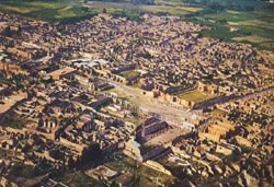 Fürung Pompeji - Blick von der Ausgrabungen von Pompeji